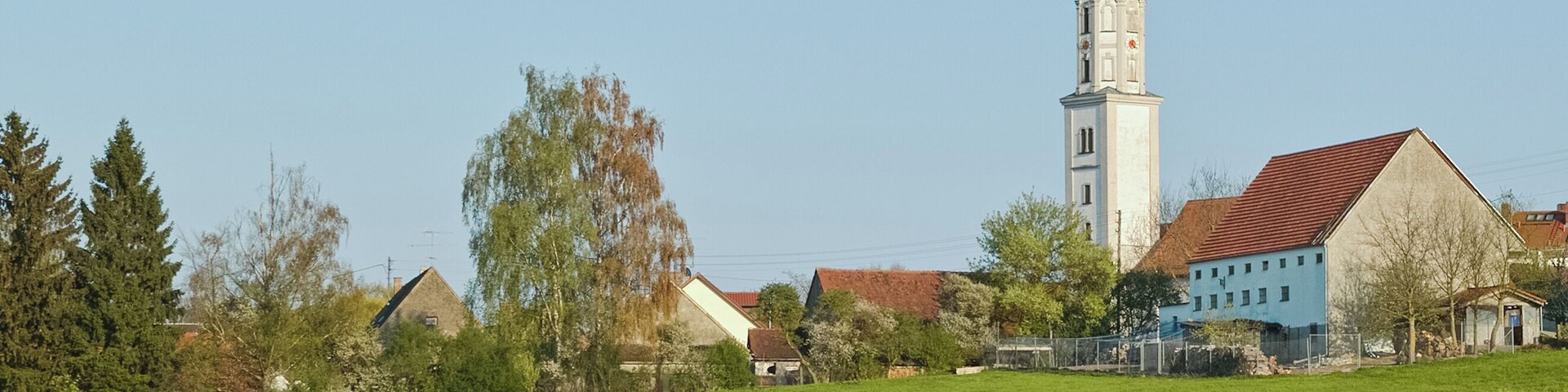 This is a photograph of an architectural monument. It is on the list of cultural monuments of Bayern, no. D-7-72-184-13