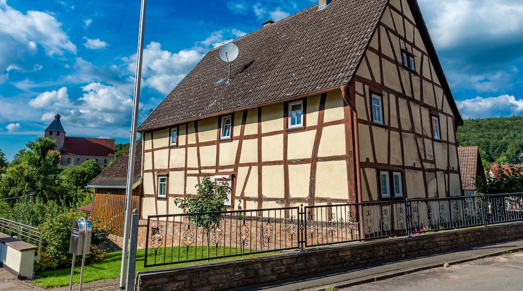 This is a photograph of an architectural monument. It is on the list of cultural monuments of Bayern, no. D-6-71-150-17