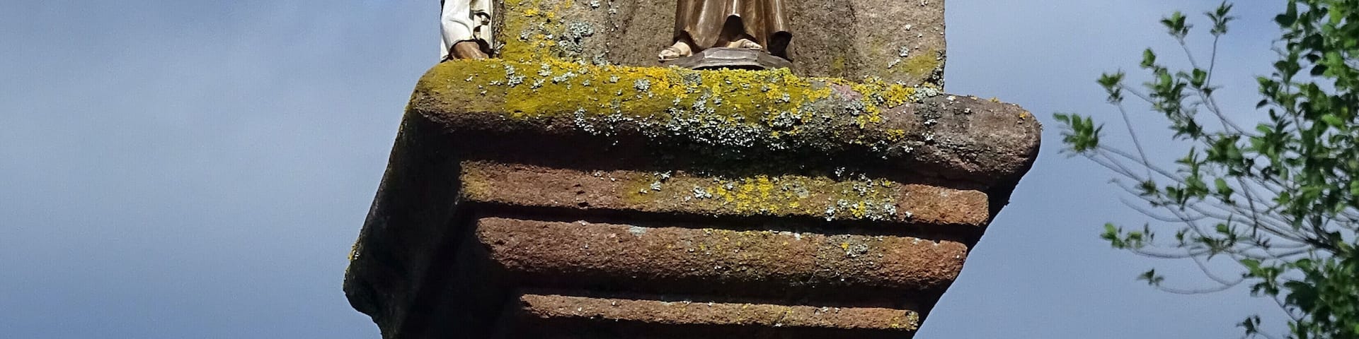 Wayside shrine in Feldkahl, Rottenberger Straße: detail of the upper part