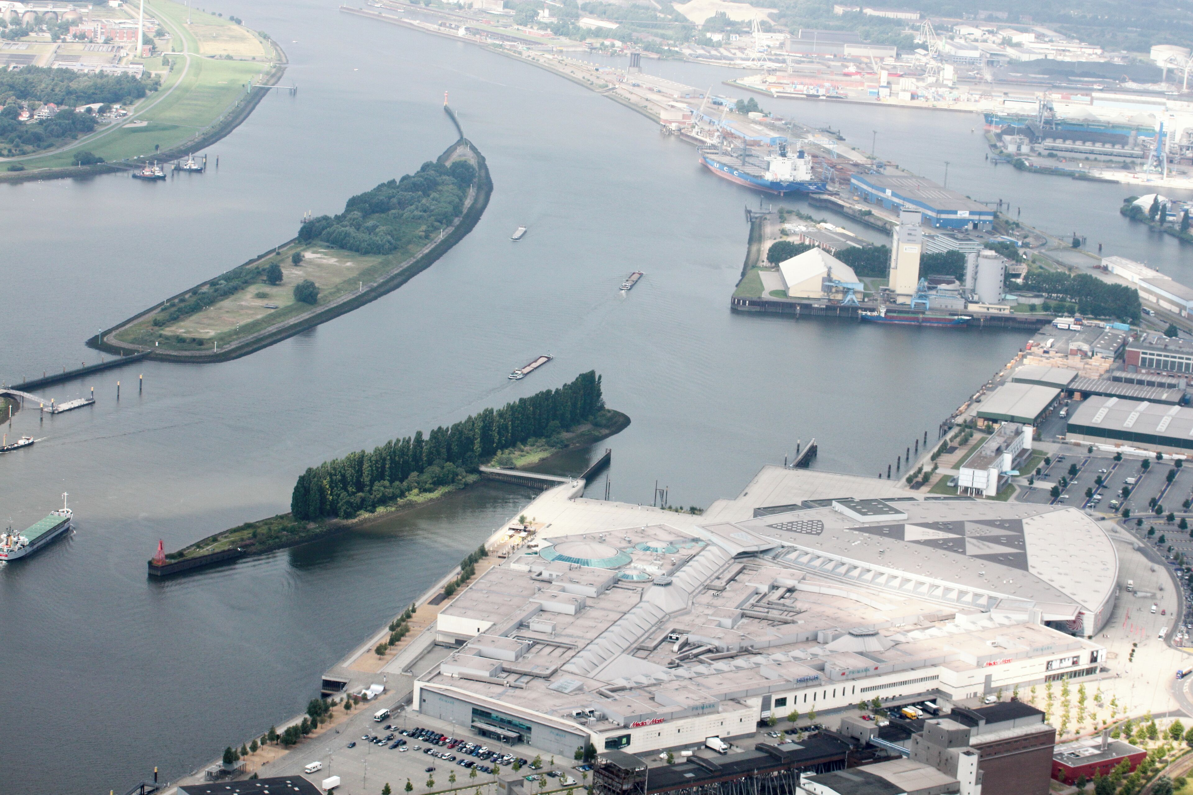 Lufbilder Bremen: Altstadt, Teerhof, Hauptbahnhof, Rablinghausen, Häfen (identische Bildbeschreibung für File:2012-08-08-fotoflug-bremen zweiter flug 0886.JPG bis File:2012-08-08-fotoflug-bremen zweiter flug 1005.JPG; alle mit GPS-Koordinaten