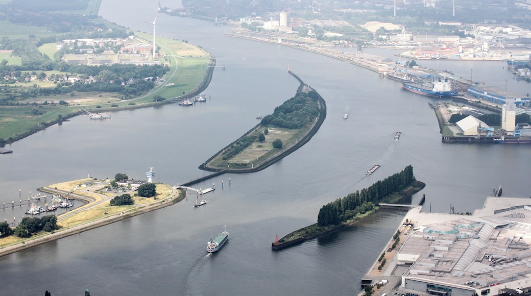 Lufbilder Bremen: Altstadt, Teerhof, Hauptbahnhof, Rablinghausen, Häfen (identische Bildbeschreibung für File:2012-08-08-fotoflug-bremen zweiter flug 0886.JPG bis File:2012-08-08-fotoflug-bremen zweiter flug 1005.JPG; alle mit GPS-Koordinaten