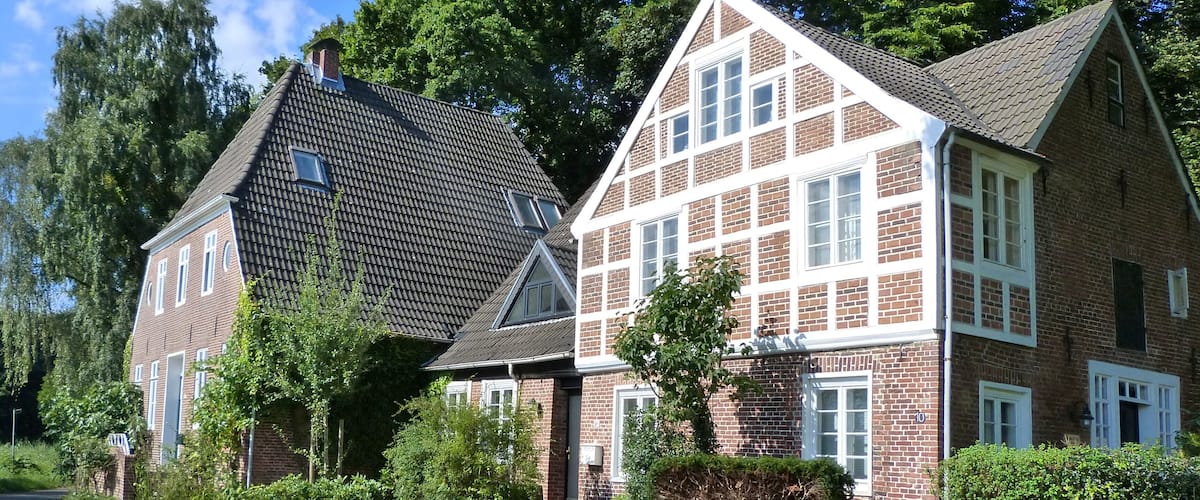 Raschens Werft in Bremen, Admiral-Brommy-Weg 10-11