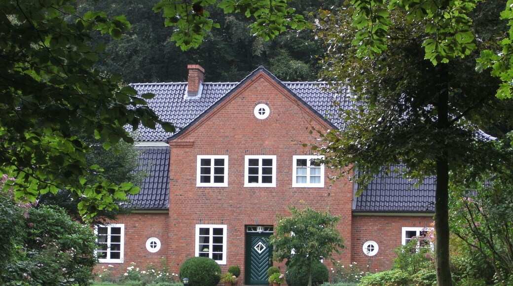 This is a photograph of an architectural monument. It is on the list of cultural monuments of Hamburg, no. 1433