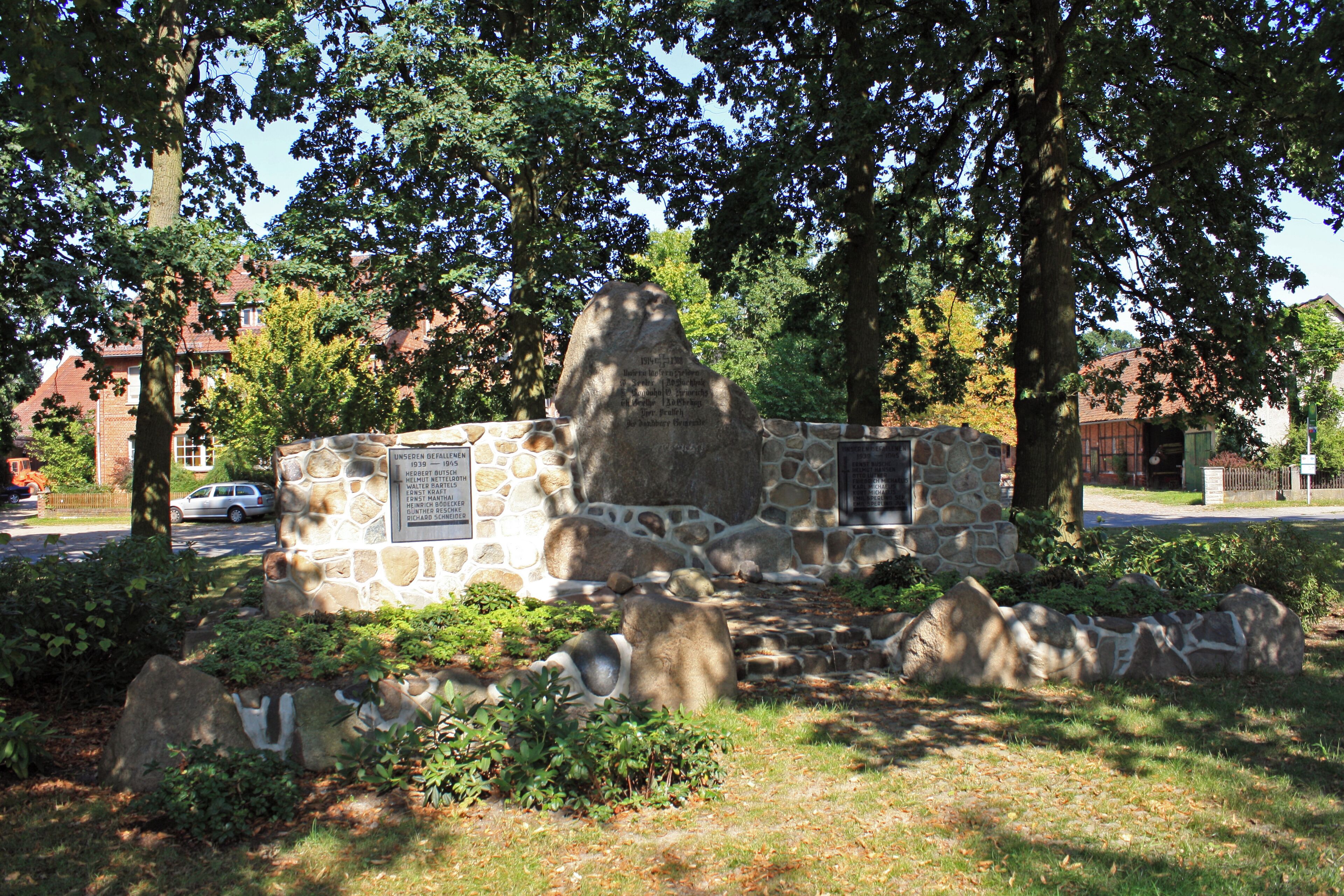 The worldwars memorial in Kolshorn, Lehrte