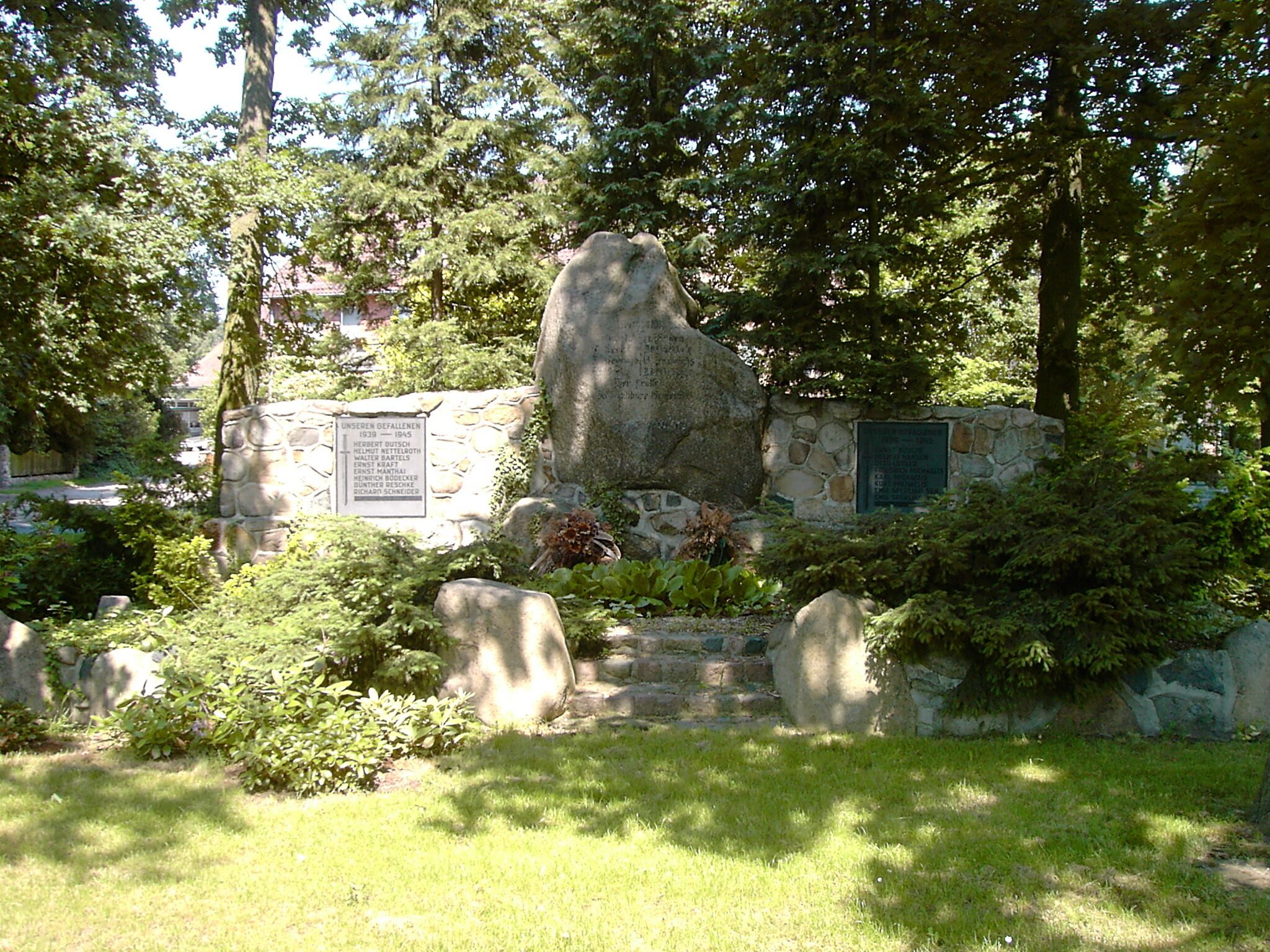 Denkmal für die Gefallenen der Weltkriege in Kolshorn