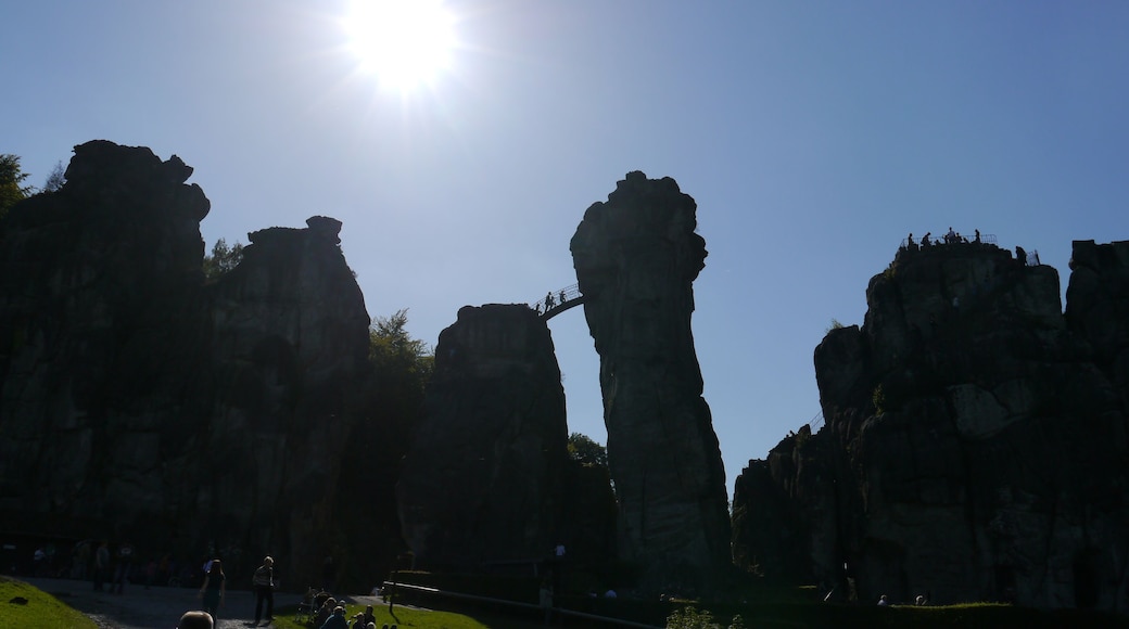 Aufnahme der Externsteine im Gegenlicht