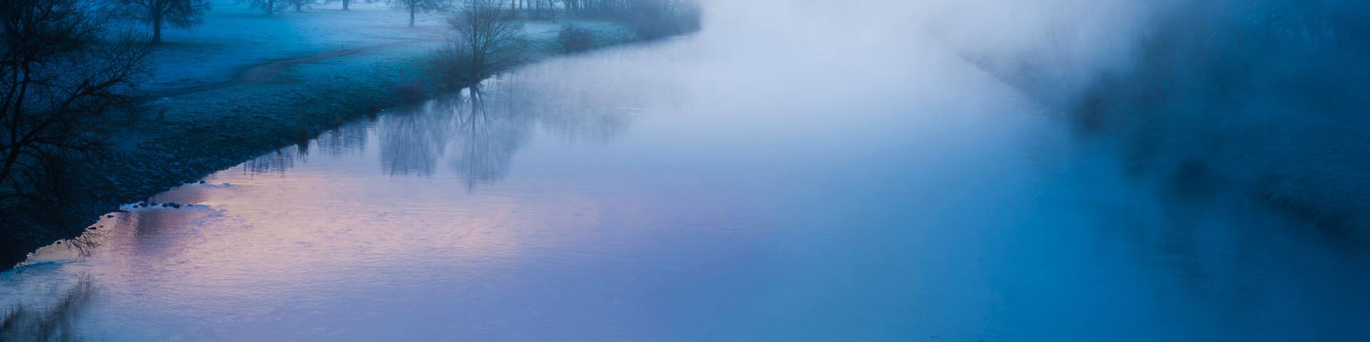 Germany, Bochum, sunrise at Kemnader See