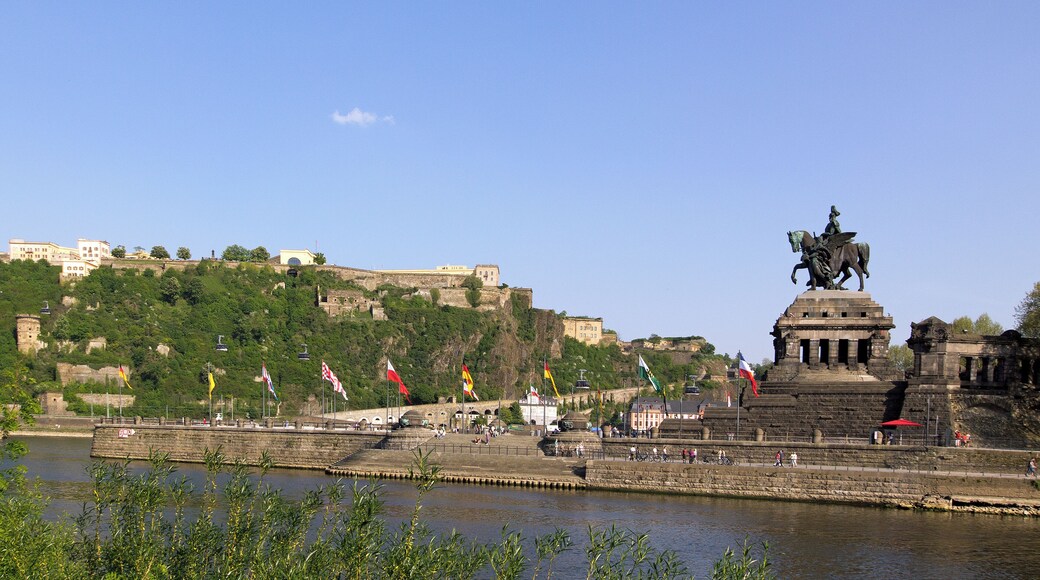 Bild von Schaengel entzerrt und geradegerückt