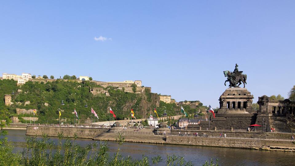 Bild von Schaengel entzerrt und geradegerückt