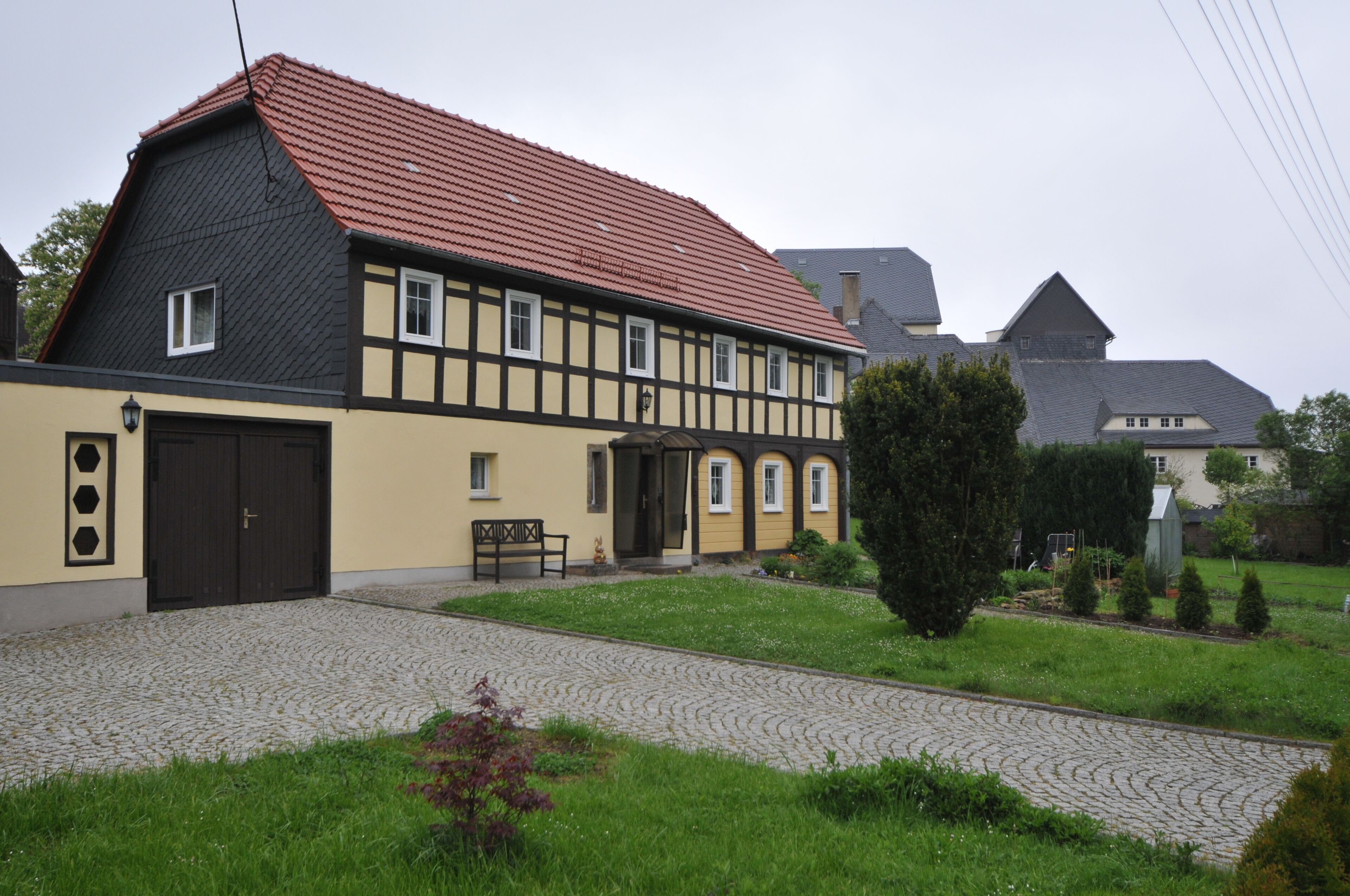 The making of this work was supported by Wikimedia Austria. For other files made with the support of Wikimedia Austria, please see the category Supported by Wikimedia Österreich.