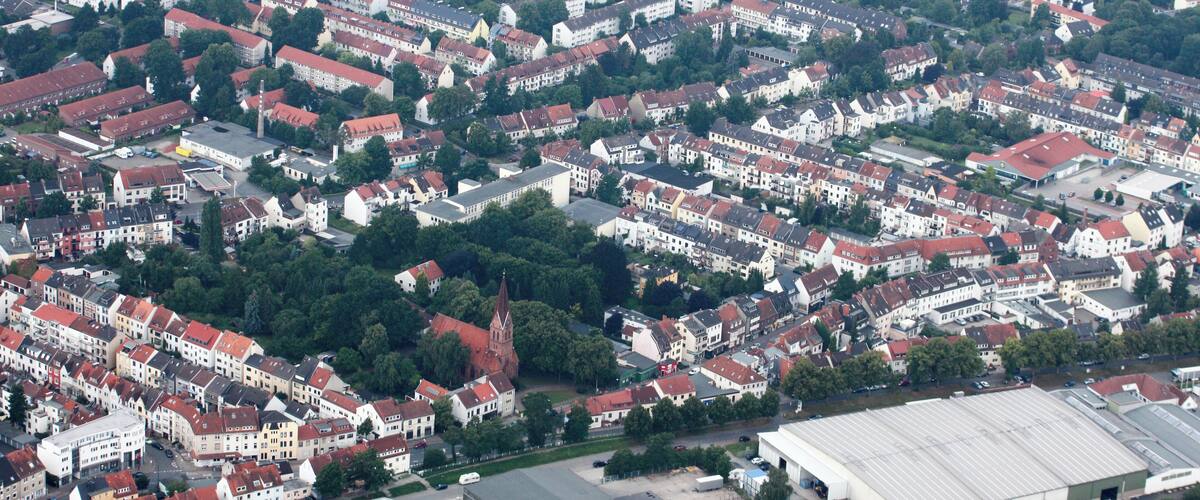 Lufbilder Bremen:Hohentorshafen, Woltmershausen, Überseestadt, Altstadt, Ostertor (identische Bildbeschreibung für File:2012-08-08-fotoflug-bremen zweiter flug 0750.JPG bis File:2012-08-08-fotoflug-bremen zweiter flug 0885.JPG; alle mit GPS-Koordinaten