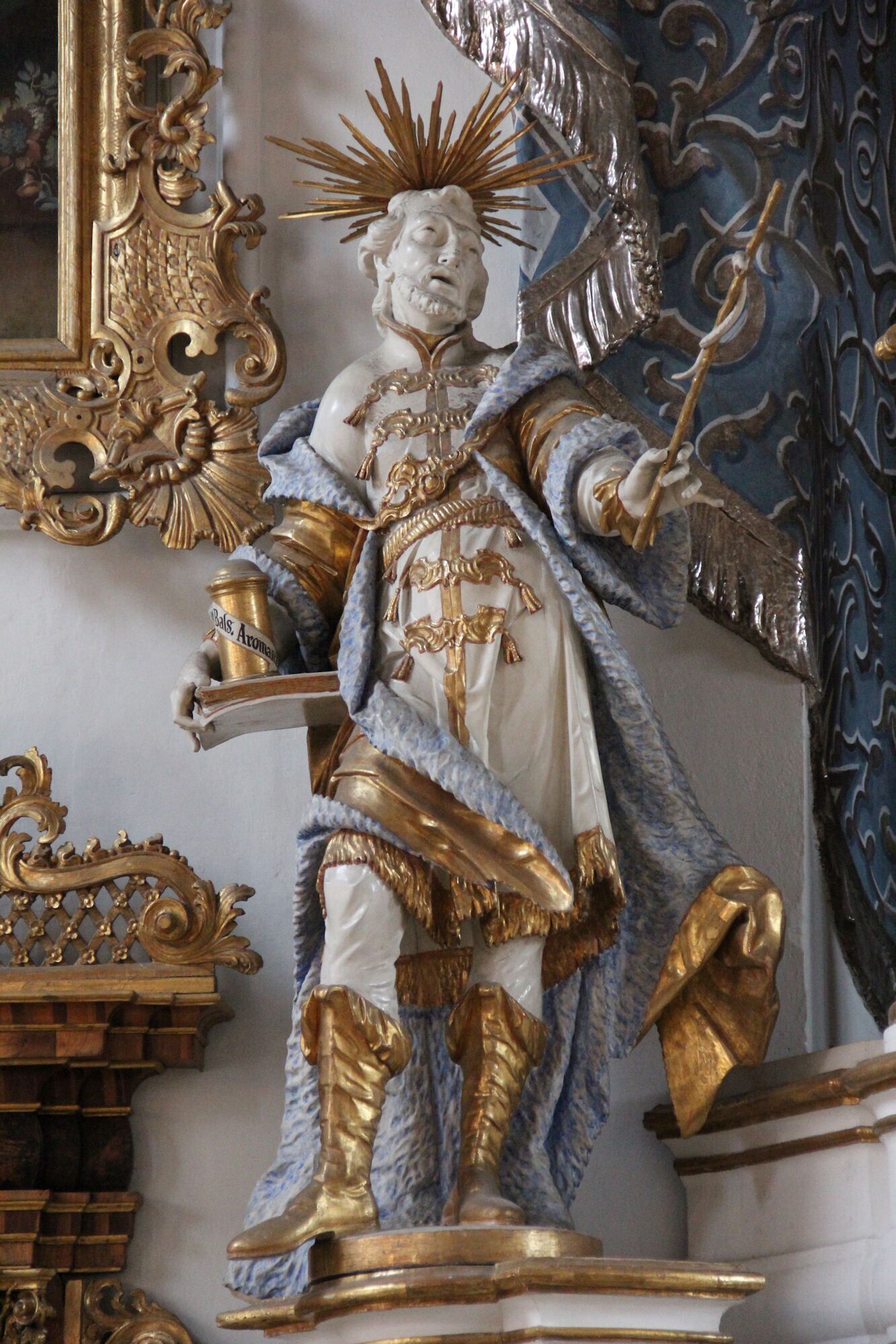 A statue of a saint on the main altar Sankt Maria de Victoria (Ingolstadt) Native name St. Maria de Victoria Location Ingolstadt, Upper Bavaria, Germany Coordinates 48° 45′ 57.96″ N, 11° 25′ 14.16″ E Authority control : Q720789