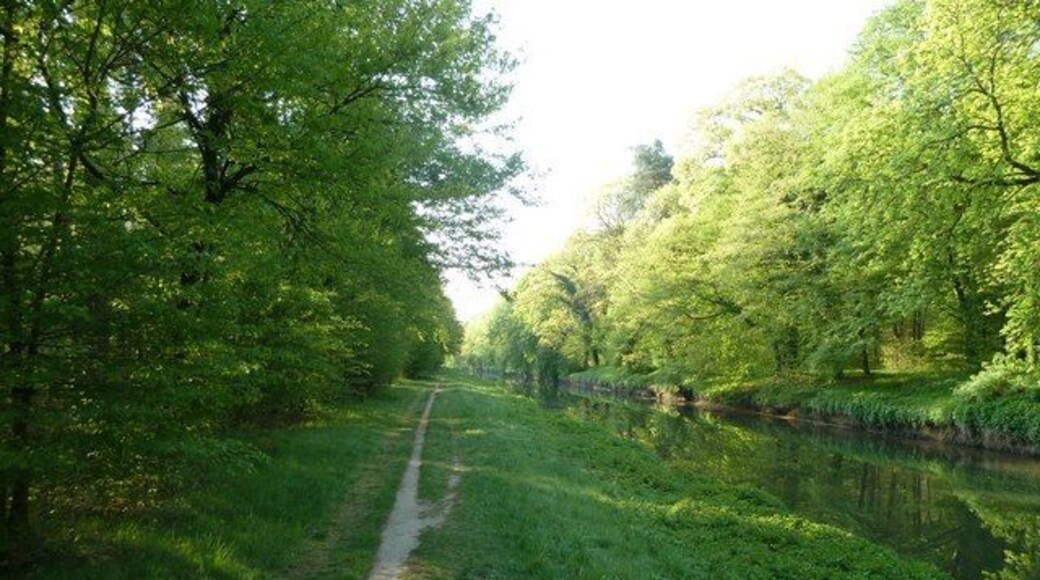 Weg entlang des Pfinzentlastungskanals