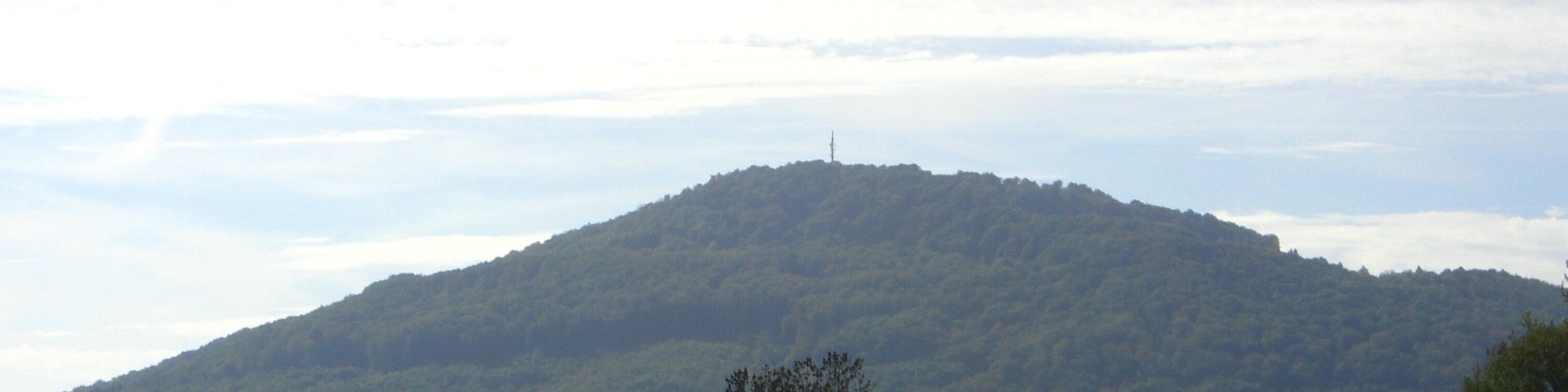 Großer Gleichberg aus Richtung Zeilfeld