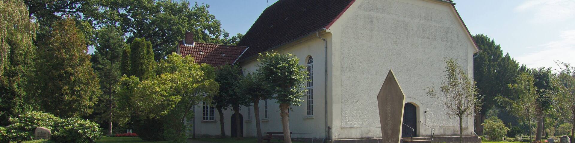 Johannes-der-Täufer-Kirche in Düshorn (Walsrode), Niedersachsen, Deutschland