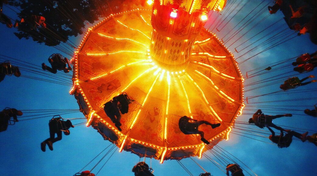 Jahrmarkt Untersicht View