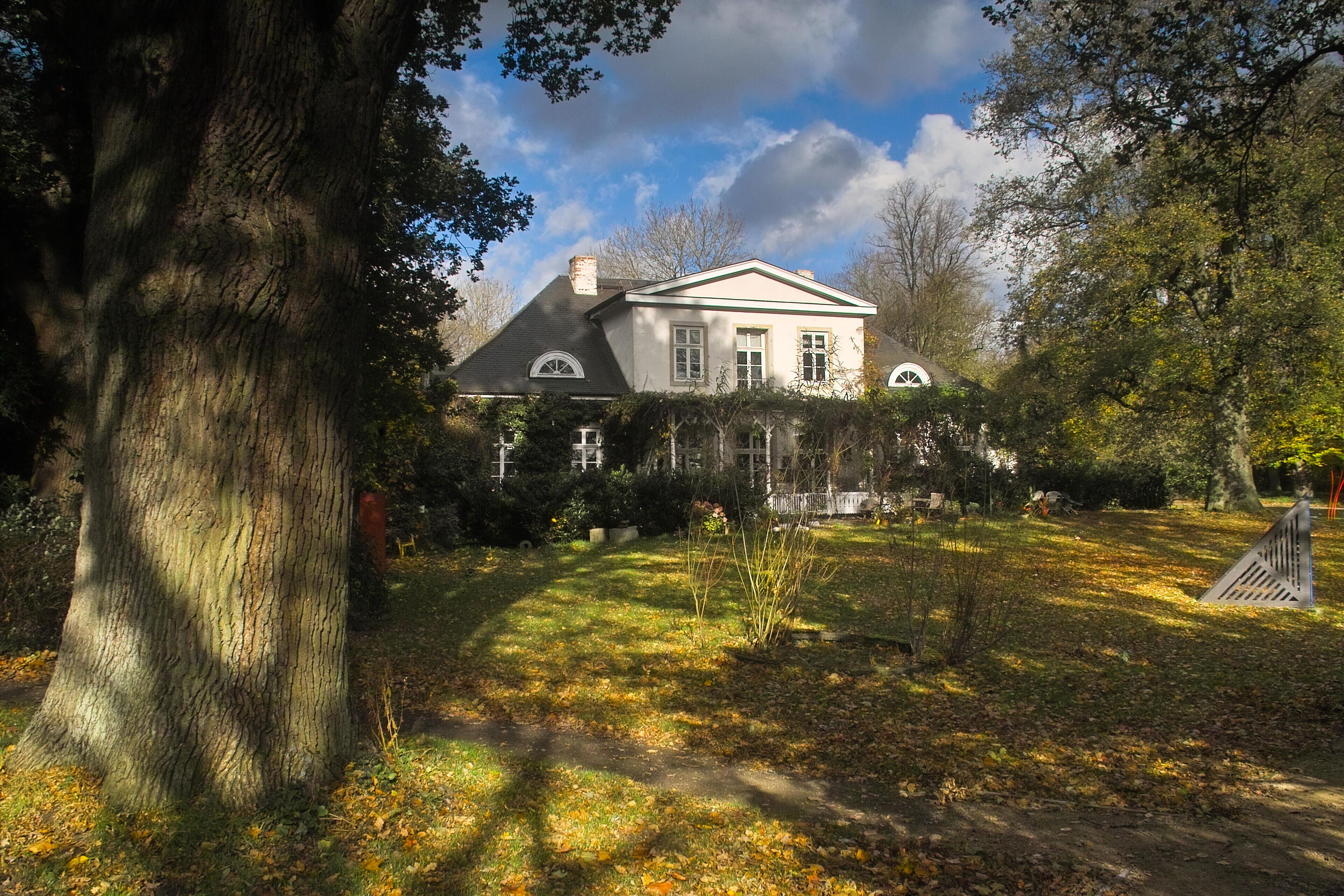 GGHG2T Villa Lesmona, Knoops Park in Bremen-St. Magnus / Germany, International Academy of Arts