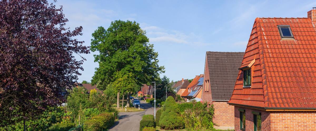 Wohnhäuser mit Garten im Grünen, Grolland, Bremen, Deutschland