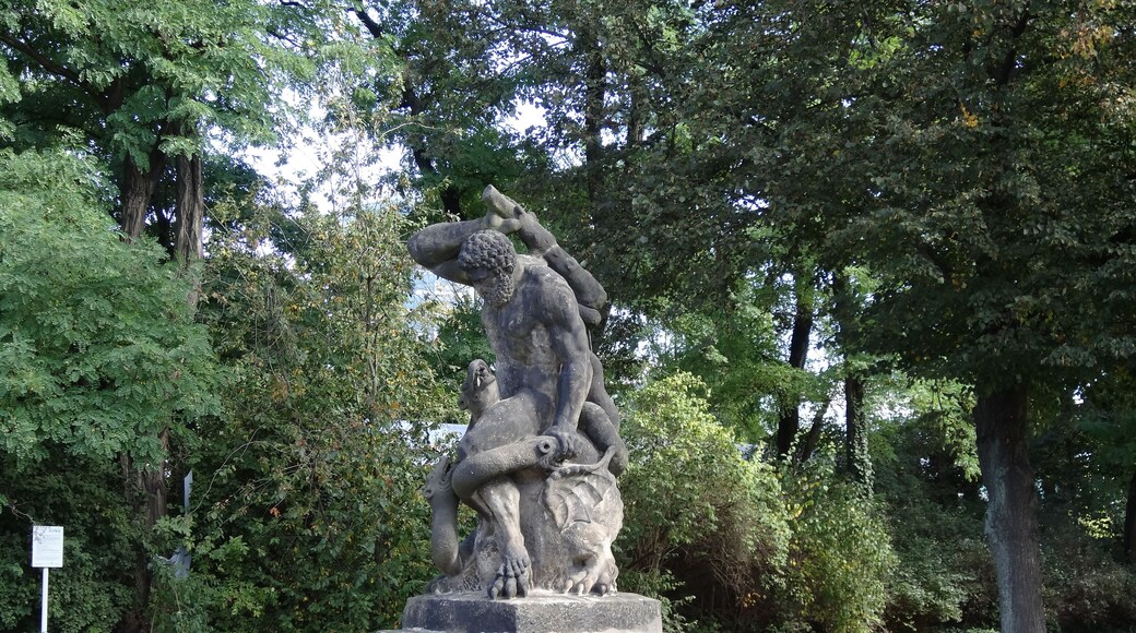 Sculptures in Großer Garten