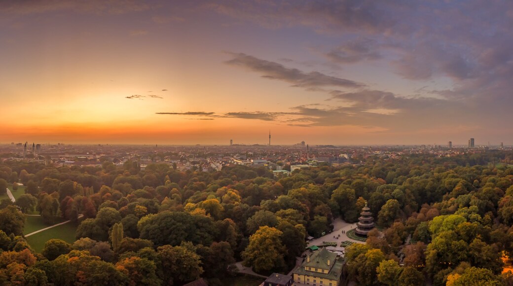 Der Herbst in in Münchens englischem Garten angekommen