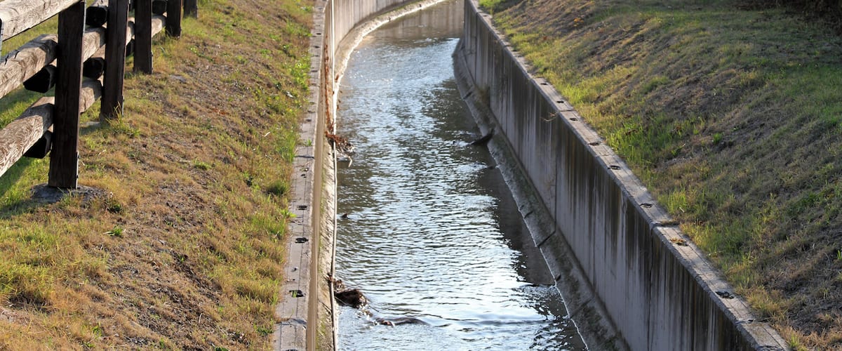 Canale di Savena nei pressi di via Corelli