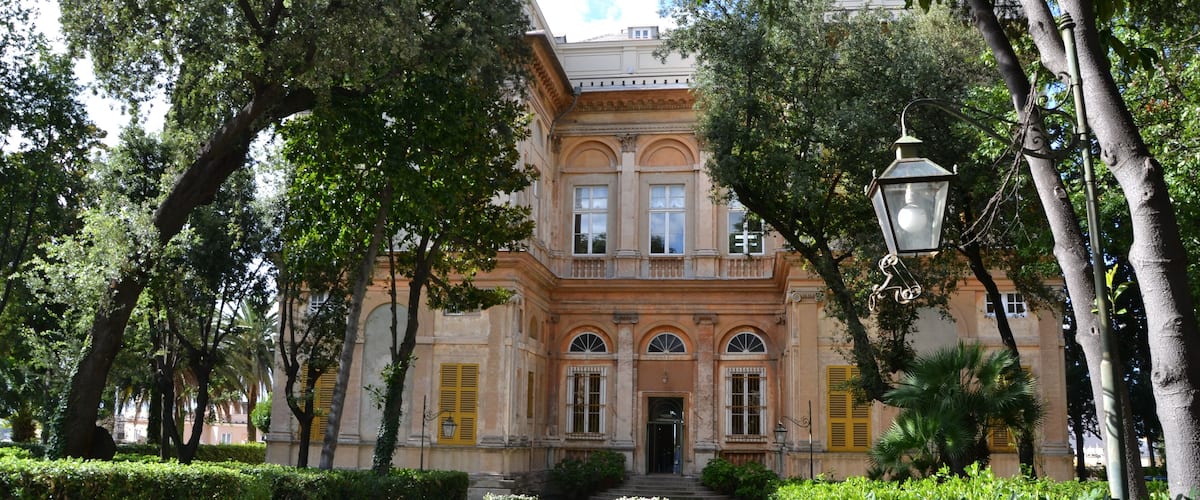 Villa di Tobia Pallavicino detta delle Peschiere, Genova, (1560), su progetto di Galeazzo Alessi e Giovanni Battista Castello detto il Bergamasco. Saloni affrescati da Luca Cambiaso e Giovanni Battista Castello.