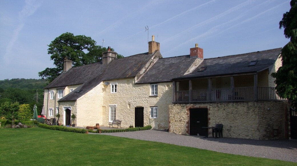 This is a photo of listed building number