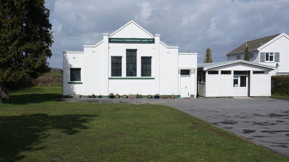 Upper Killay Pines Congregational Church. The Congregational chapel dates from 1911. The building also accommodates a Korean church.