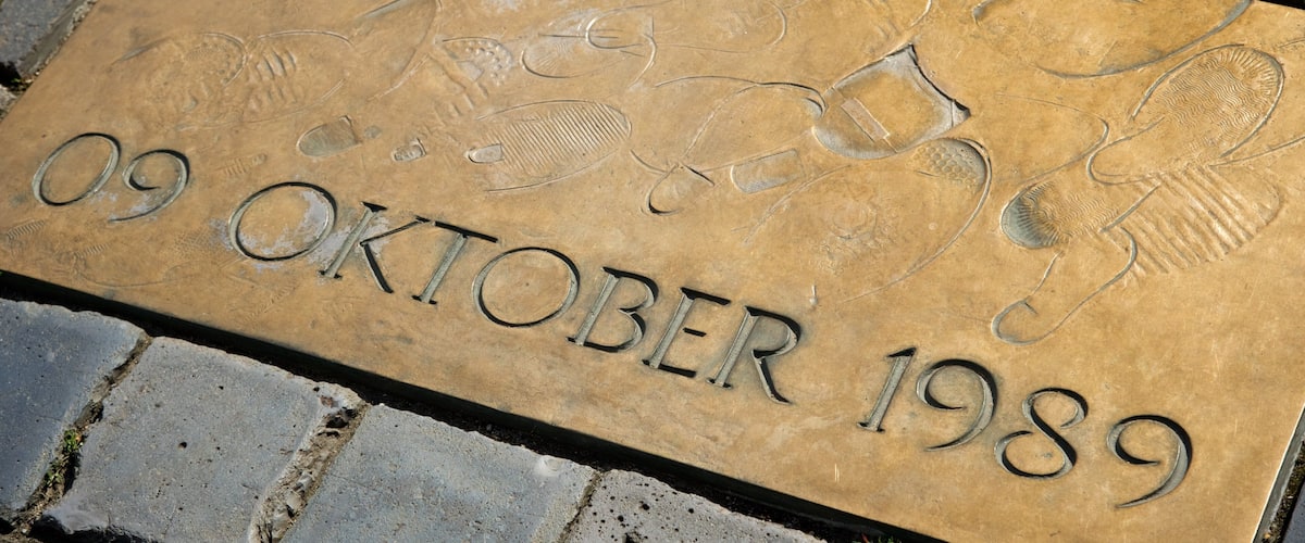 Monument to Peaceful Revolution featuring signage