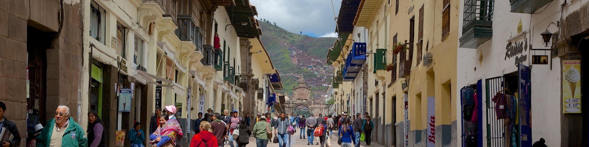 Cuzco mostrando una ciudad y escenas cotidianas