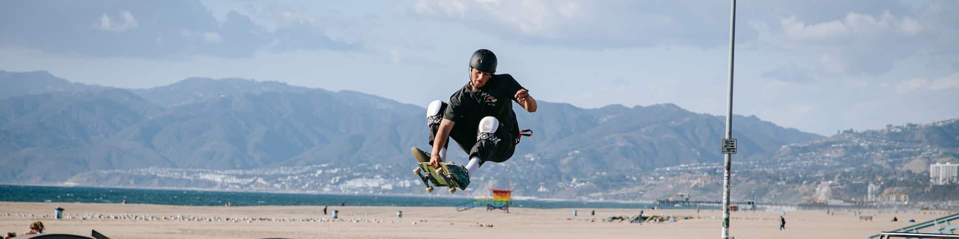 Venice Skate Park showing a sporting event as well as an individual male
