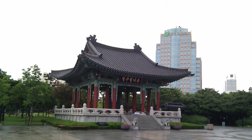 국채보상운동기념공원 달구벌대종