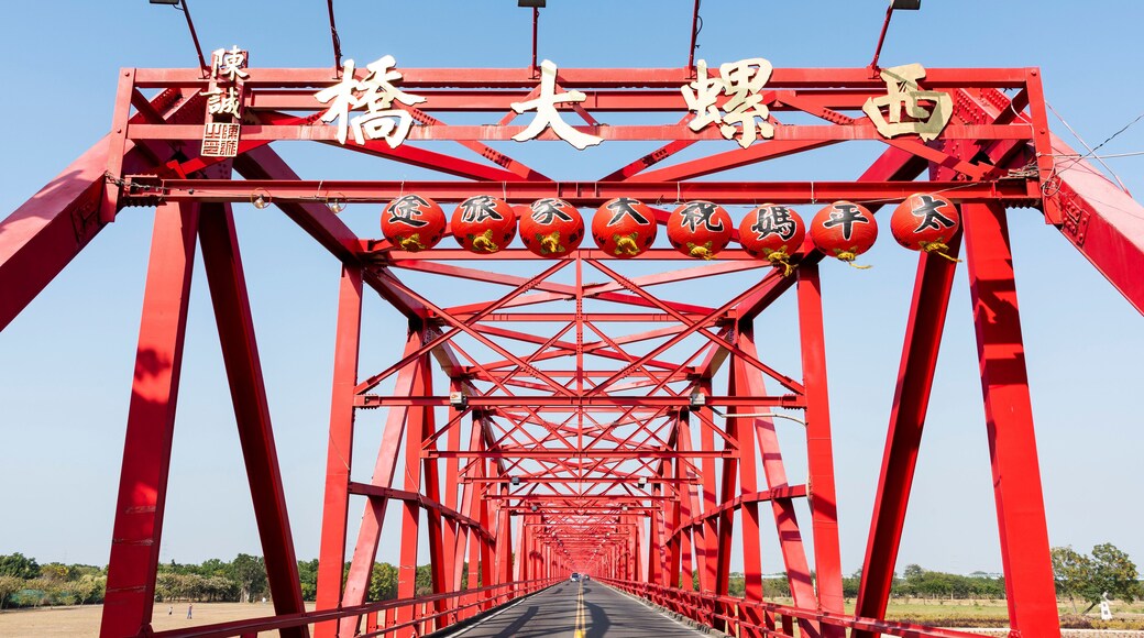 Heritage of Steel Bridge at Xiluo township in Yunlin, Taiwan.
View of The Xiluo Bridge in Yunlin, Taiwan.