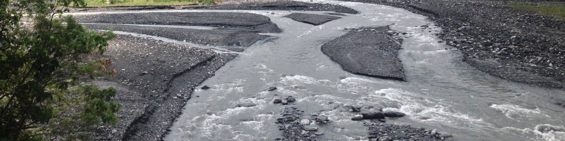 屏東縣來義鄉林邊溪上游