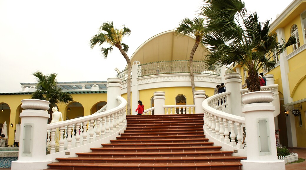 Dacun Gin Chan Coffee Bean's Roasting House, Dacun, Changhua, Taiwan.