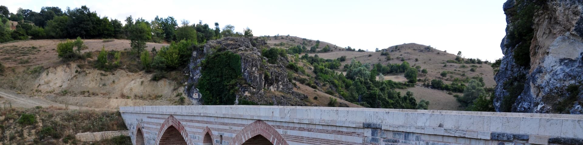 Kurt Bridge, located in Havza, Samsun, Turkey, was built in the 14th century. It is 95 meters long.