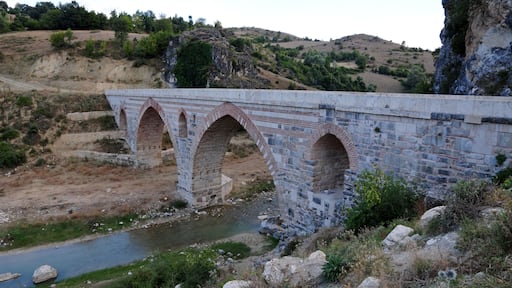 Kurt Bridge, located in Havza, Samsun, Turkey, was built in the 14th century. It is 95 meters long.