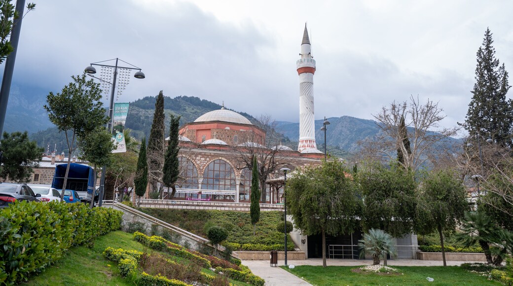 Hatuniye Mosque and City Park in Manisa, Turkey.
