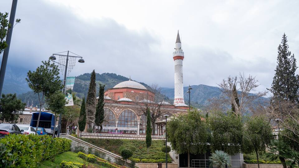 Hatuniye Mosque and City Park in Manisa, Turkey.