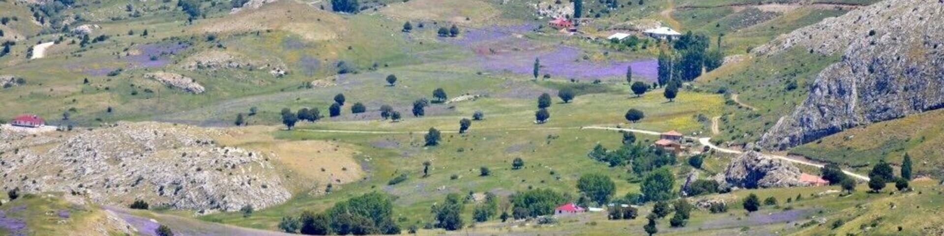 Travel photo of the day 01. #Kırkısrak is a picturesque village in central #Turkey. It's about 160km from the city of #Kayseri.
#wanderlust #hiking http://www.borderlass.com/turkey-exploring-kirkisrak/