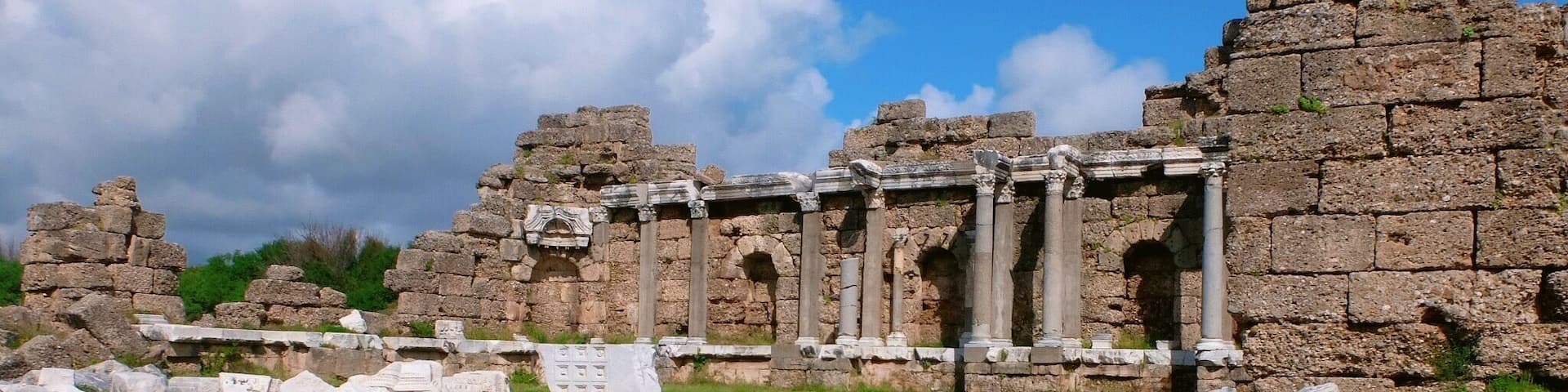 Greeko Roman city ruins,this city was abandoned after a number of attacks.