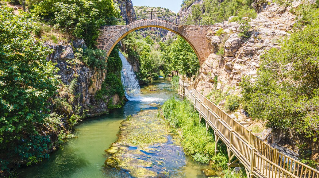 Clandras Köprüsü is an ancient bridge in Turkey, the one arch bridge was constructed during the Phrygian era of Anatolia. Arch structures were introduced during the Roman period in Uşak.