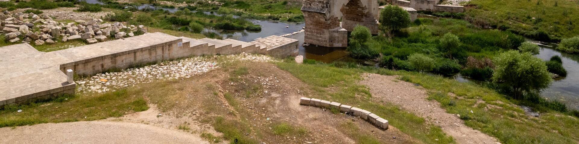 Aerial View of Septimius Severus Bridge in Araban, Gaziantep – Ancient Roman Architecture in Southeastern Turkey