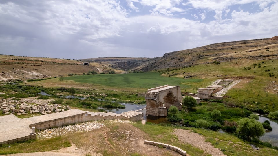 Aerial View of Septimius Severus Bridge in Araban, Gaziantep – Ancient Roman Architecture in Southeastern Turkey