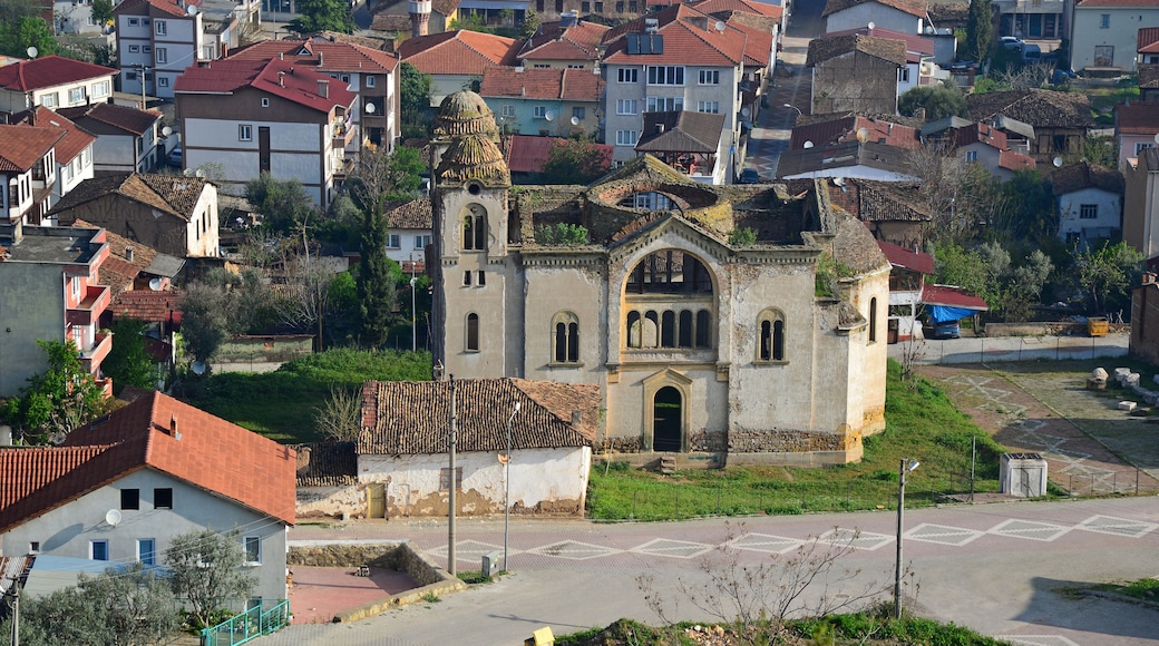 Osmaneli is an old town located in Bilecik, Turkey. It has historical houses, churches and mosques.