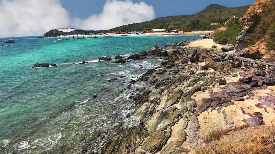 You will find this spot in Samea beach resort in the island of Kho Larn, Pattaya. A 15 minutes walk from the main beach.