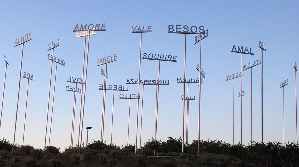 Amore - Besos - Sourire - Parole - Cielo - Hello
Charleroi Airport, Brussels, Belgium