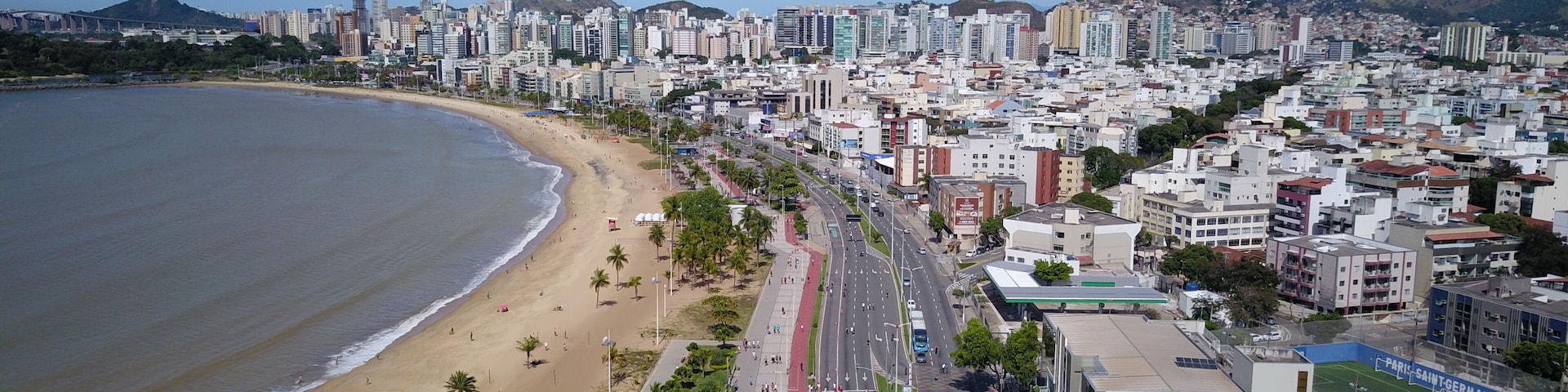 Calçadão de Camburi, Jardim da Penha, Vitória, Espírito Santo, Brasil.