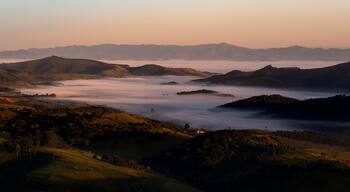 Cunha, São Paulo, Brasil: Amanhecer na Serra da Bocaina no Vale do Paraíba no Estado de São Paulo. cidade faz parte da Estrada Real, entre Ouro Preto e Paraty