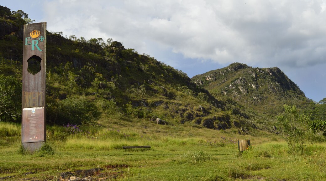 Totem no caminho da estrada real